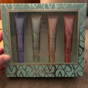 Victoria Secret Lip Care Set